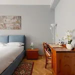 Appartamento Guesthost - Unimi & Politecnico Roomy With Balcony *
