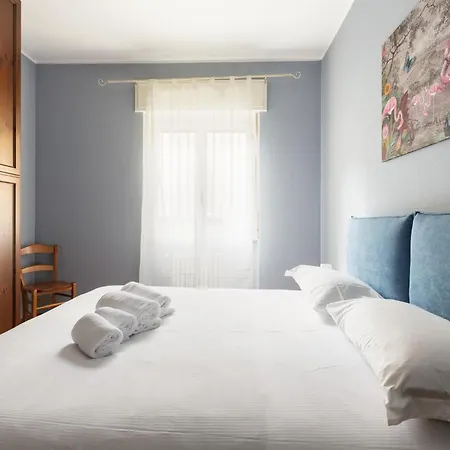 Guesthost - Unimi & Politecnico Roomy With Balcony * Milano